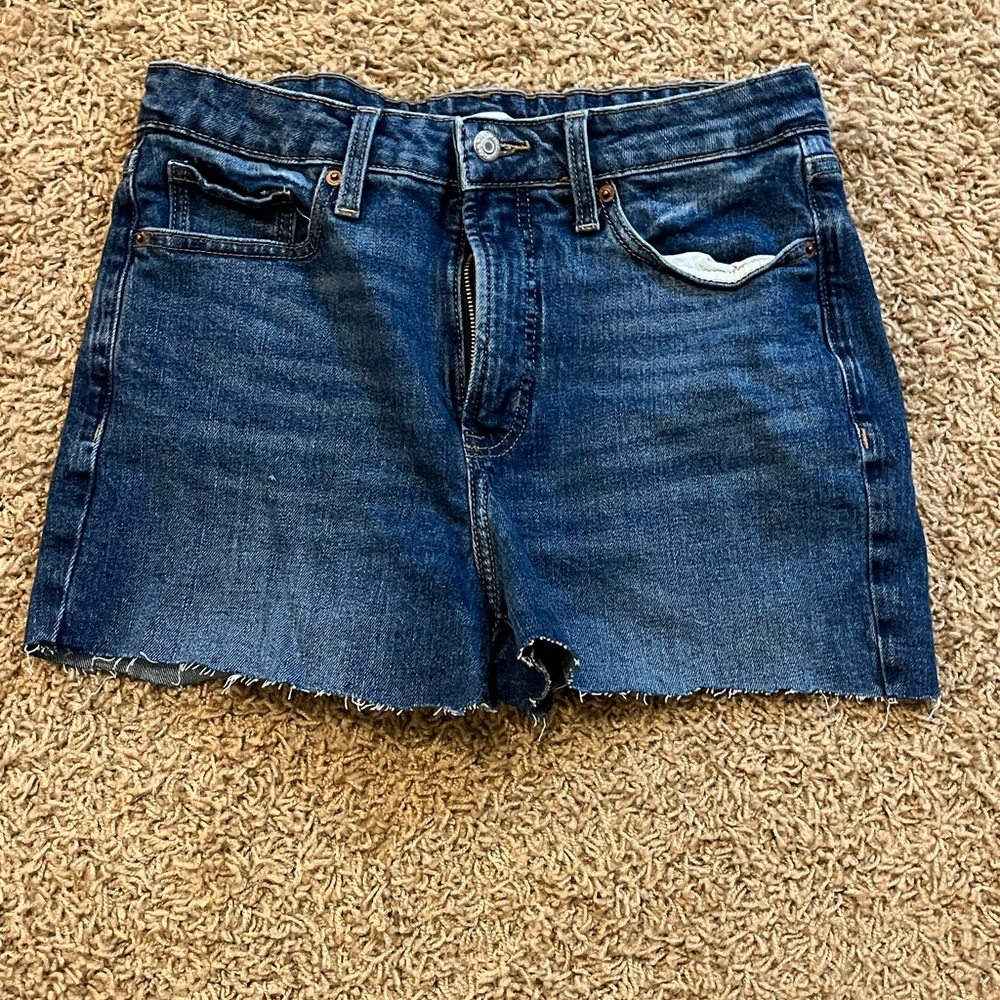 Old Navy high-rise OG straight jean shorts